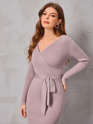 Платье-свитер с v-образным вырезом с разрезом с поясом
