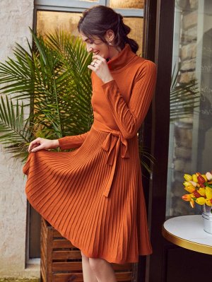 Simplee платье-свитер с поясом и высоким воротником