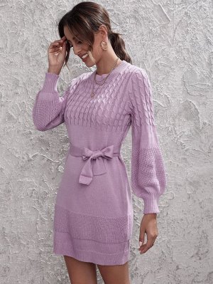Вязаное вязаное платье-свитер с поясом