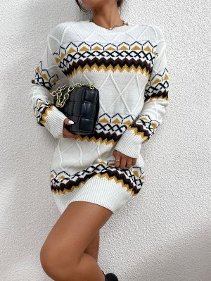 Платье-свитер с шевронами и геометрическим узором