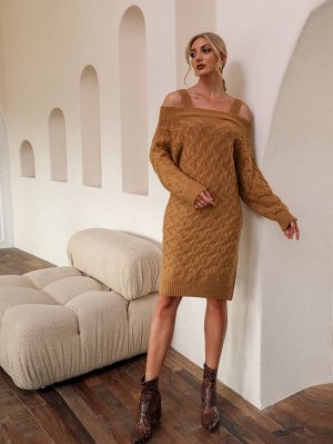 Платье-свитер открытыми плечами без пояса