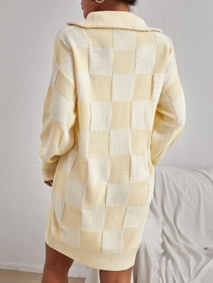 Платье-свитер в клетку на молнии без пояса