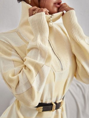 Платье-свитер в клетку на молнии без пояса