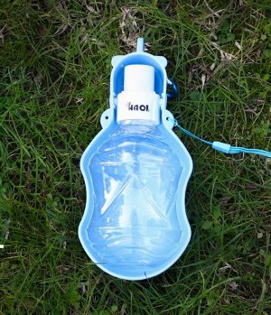 Переносная бутылка-поилка для животных, 280мл, цвет голубой