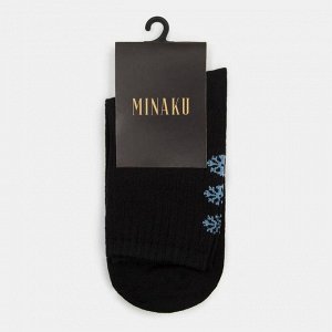 Носки женские новогодние "Снежинки" MINAKU цвет чёрный, (23 см)