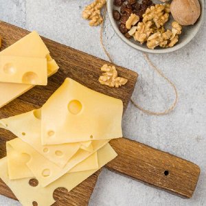 Сыр Маасдам 45% ТМ Радость вкуса (Семикаракорский) 2*7к