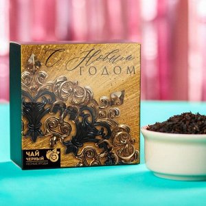 Подарочный набор «С Новым годом»: чай чёрный «Лесные ягоды» (50 г.), крем-мед (5 шт. x 30 г.)