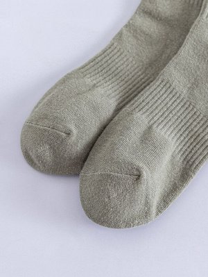 Мужские носки до середины голени с текстовой вышивкой