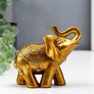 Сувенир полистоун "Слон в золотой попоне с узорами" лак 10х5х12 см