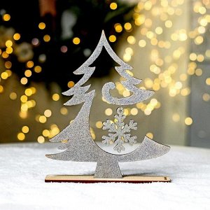 Новогодний декор «Нарядная ёлочка»
