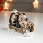 Сувенир полистоун &quot;Ёжики на санках&quot; 9,7х8,5х15 см