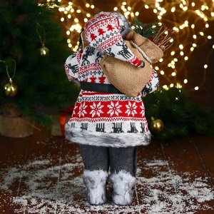 Дед Мороз "В бело-красной шубке с ремешком, с лыжами" 20х45 см