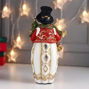Сувенир полистоун "Снеговик в шарфике и цилиндре, с лопатой и ёлкой" 25,5х9,5х12,5 см