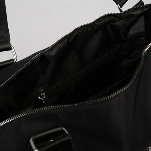 Сумка дорожная, отдел на молнии, 2 наружных кармана, длинный ремень, цвет чёрный/фиолетовый