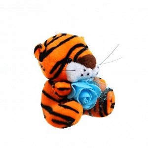 Мягкая игрушка «Тигрёнок с цветком», 8 см, на подвесе, цвета МИКС