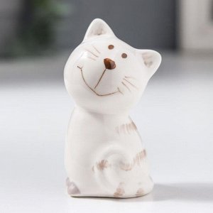 Сувенир керамика "Котейка белый полосатый" 7,2х3,2х3,4 см