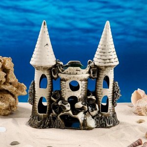 Декорация для аквариума "Замок острый с башней на скале", серая