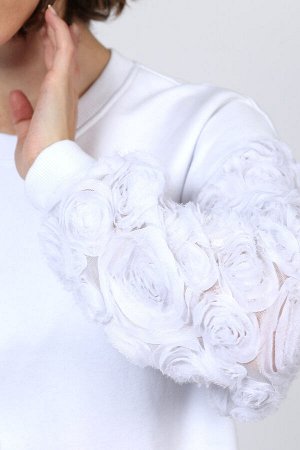 Джемпер женский "Розы" модель 636/2 белый