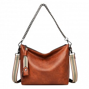 Женская сумка почтальонка из эко кожи с регулируемым ремешком, цепочкой и декоративным пуллером, цвет коричневый