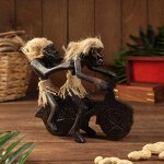 Сувенир «Аборигены парочка на мотоцикле», 20x20x10 см, дерево