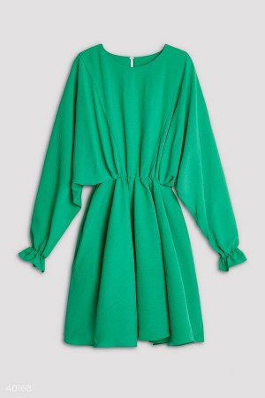 Свободное платье зеленого цвета