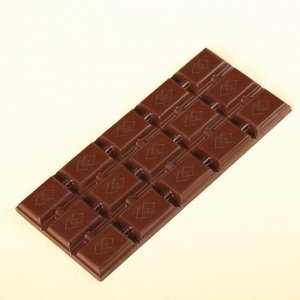 Тёмный шоколад «Счастья» с начинкой: вишня в ликёре, 100 г.