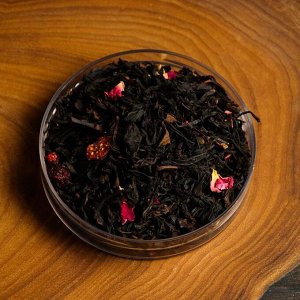 Чай черный "Добра тебе в Новом году!" с ежевикой, малиной, лепестками розы и гибискуса, 50 г