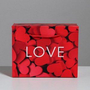 Пакет—коробка Love, 23 ? 18 ? 11 см