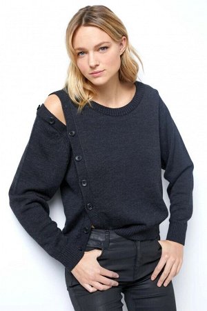 Джемпер Несколько вариантов цвета

Пуловер с длинными рукавами, плавным круглым вырезом и окантовкой в виде резинки. Модель декорирована с правой стороны функциональными пуговицами, которые вы можете 