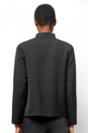 Блуза Несколько вариантов цвета

Топ прямого кроя с длинными рукавами и элегантным воротником-стойка. Стильная модель декорирована крупными функциональными пуговицами на груди, обтянутыми тканью.

Тка