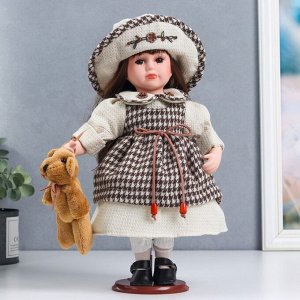 Кукла коллекционная керамика "Мариша в клетчатом платье со шляпкой" 30 см