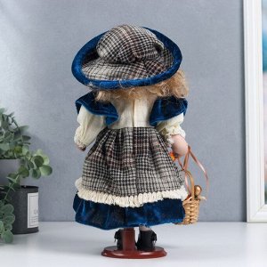 Кукла коллекционная керамика "Тася в барх.синем платье с передник-клетка, с корзиной" 30 см   626092