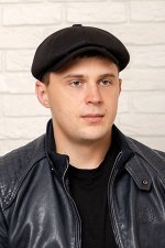 Мужская шапка