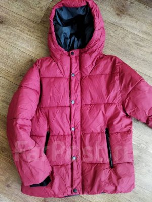 Куртка Zara, цвет красный 