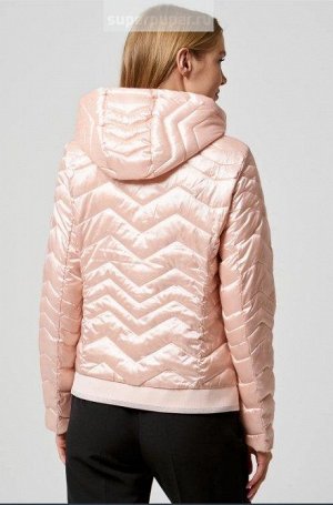 Женская куртка текстильная а синтепоне