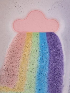 Бомбочка для ванны с ароматом клубники в форме облачка 130г