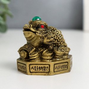 Нэцкэ фигурка «Жаба на Ба-гуа», полистоун, под бронзу, 5.8*5.8*6.6 см