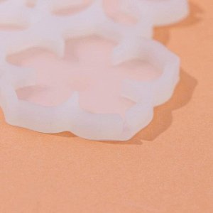 Форма силиконовая для леденцов «Цветочки», 14x12x0,7 см, 6 ячеек, цвет белый