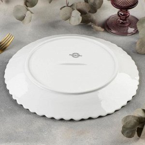 Тарелка обеденная Magistro «Цветок», d=25 см, цвет белый