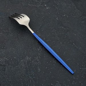 Вилка столовая Magistro «Блинк», 21,5х3 см, на подвесе, синяя ручка, цвет серебряный