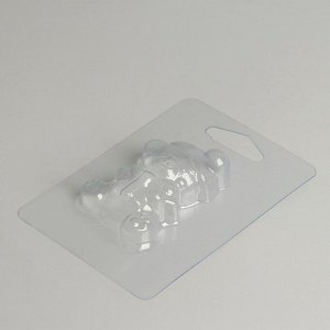 Пластиковая форма для мыла «Мишка с подарком» 7х4.5 см