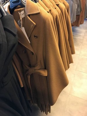 пальто нужный цвет пишем в примечании к заказу