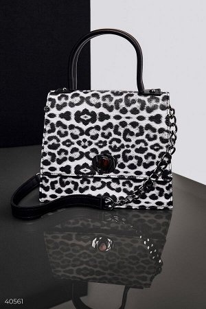 Черная сумка с леопардовым принтом