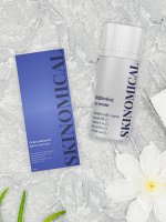 Распродажа! Осветляющий крем для глаз Skinomical Brightening Eye Cream