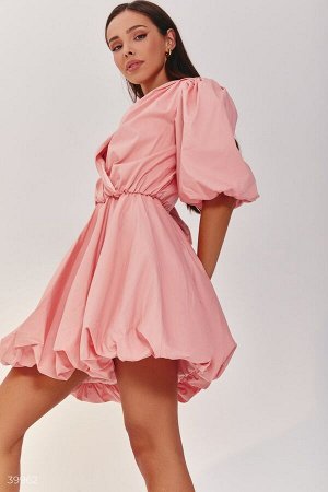 Воздушное розовое платье