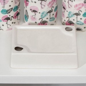 Набор аксессуаров для ванной комнаты «Фламинго», 4 предмета (дозатор 300 мл, мыльница, 2 стакана)