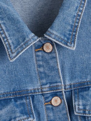 Рваная джинсовая куртка с рисунком бабочки и необработанной отделкой размера плюс