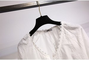Женская блузка на завязках с вышивкой, цвет белый