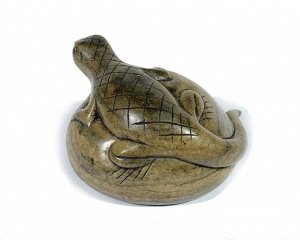Скульптура из кальцита "Ящерица" 90*65*50мм