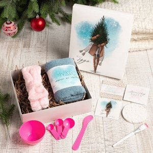 Подарочный набор новогодний "Жду чудо" полотенце и акс